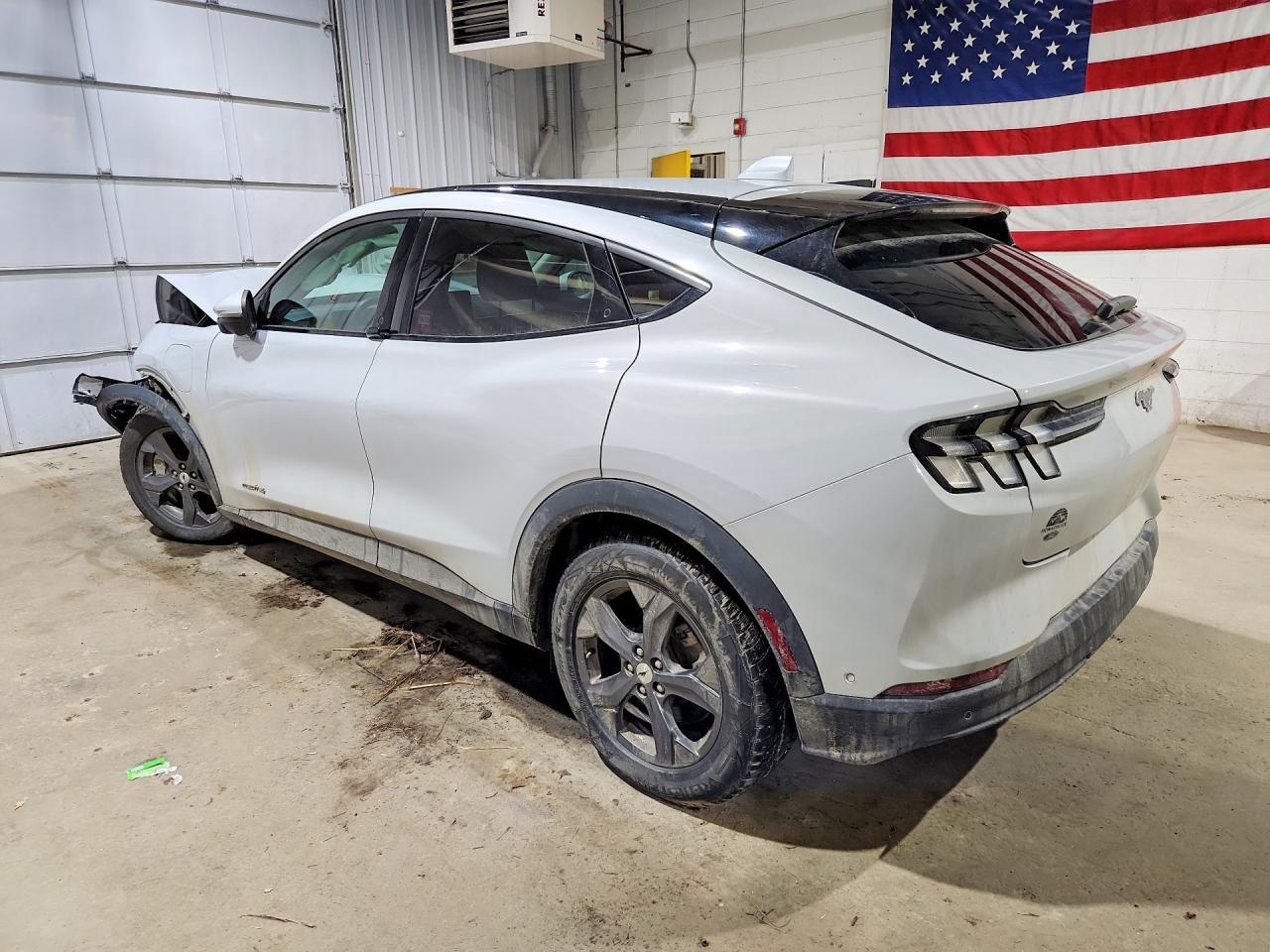 2021 FORD Mustang Mach-E