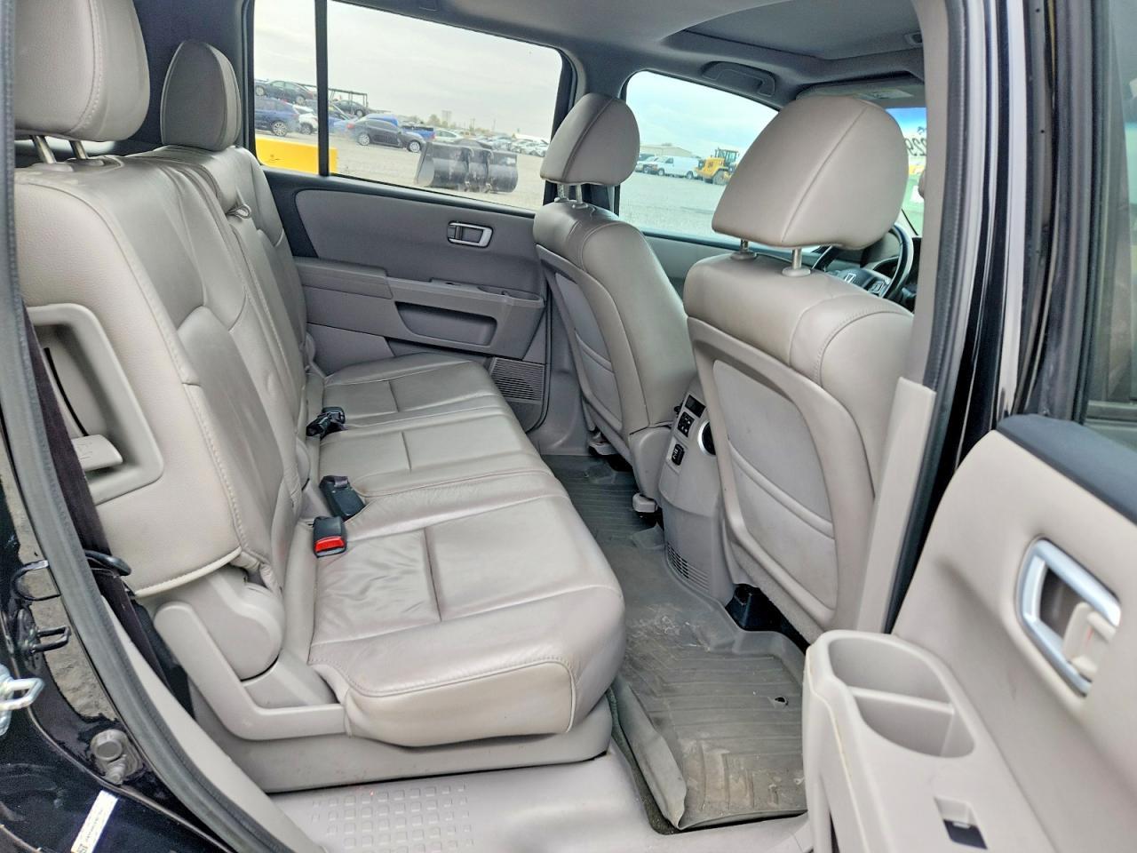 2015 HONDA PILOT