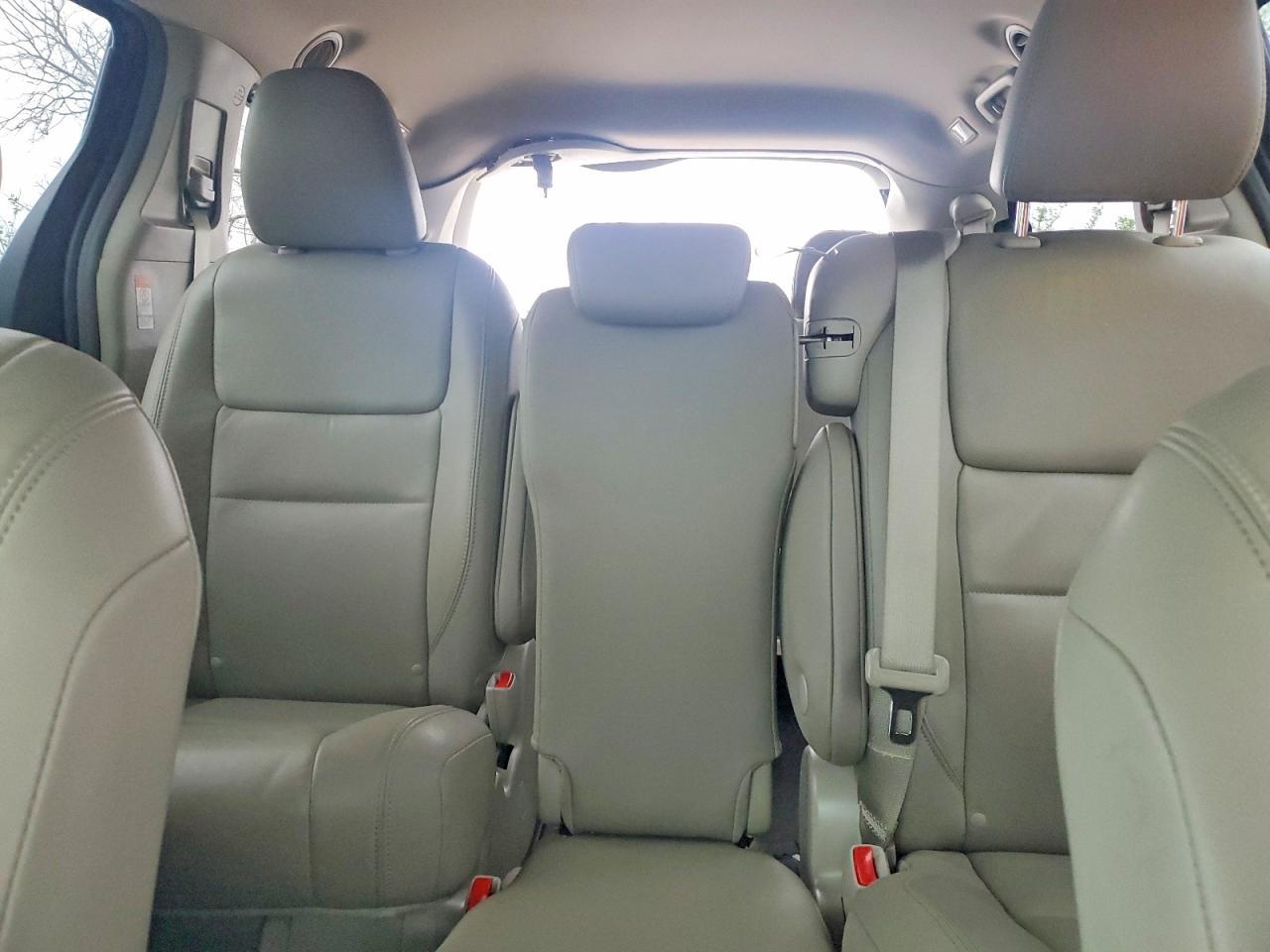 2019 TOYOTA SIENNA
