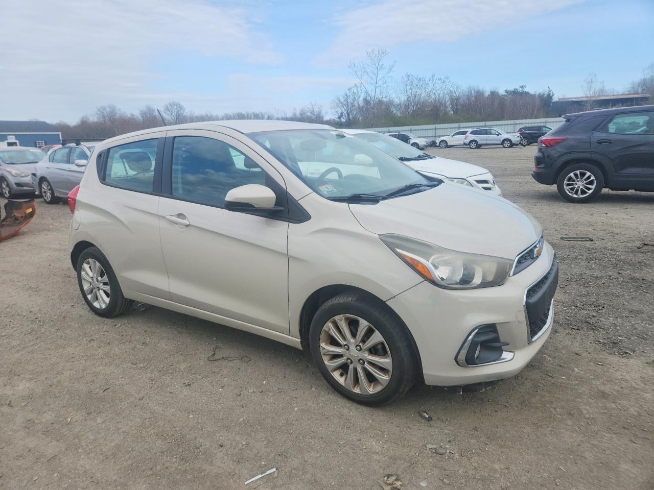 2016 CHEVROLET Spark