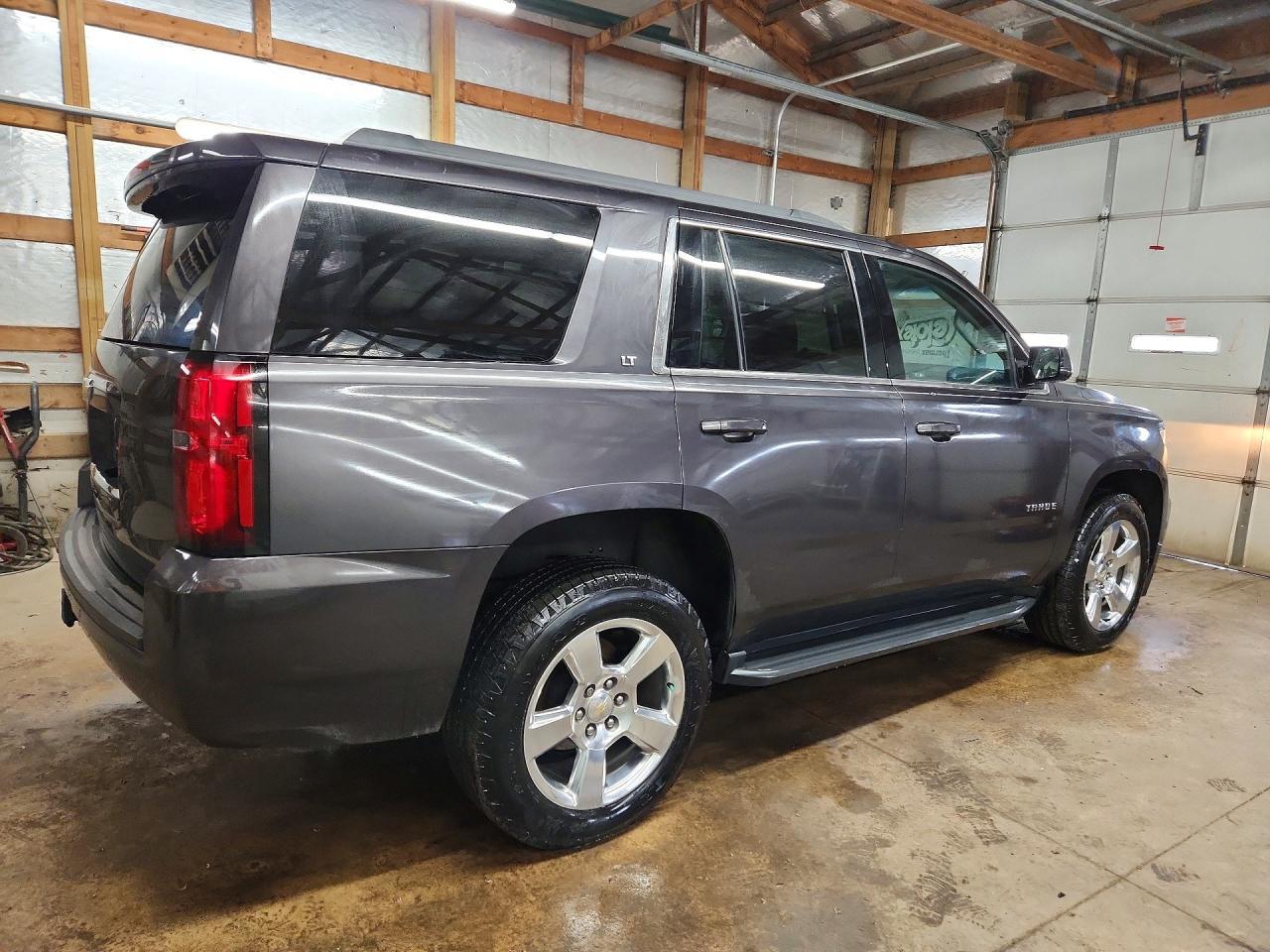 2016 CHEVROLET Tahoe