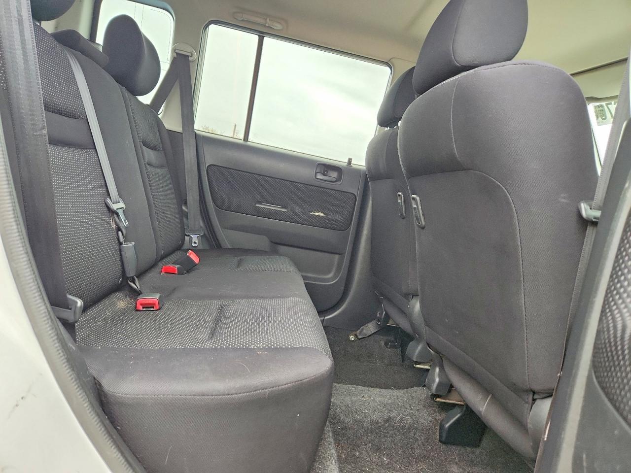 2005 TOYOTA SCION