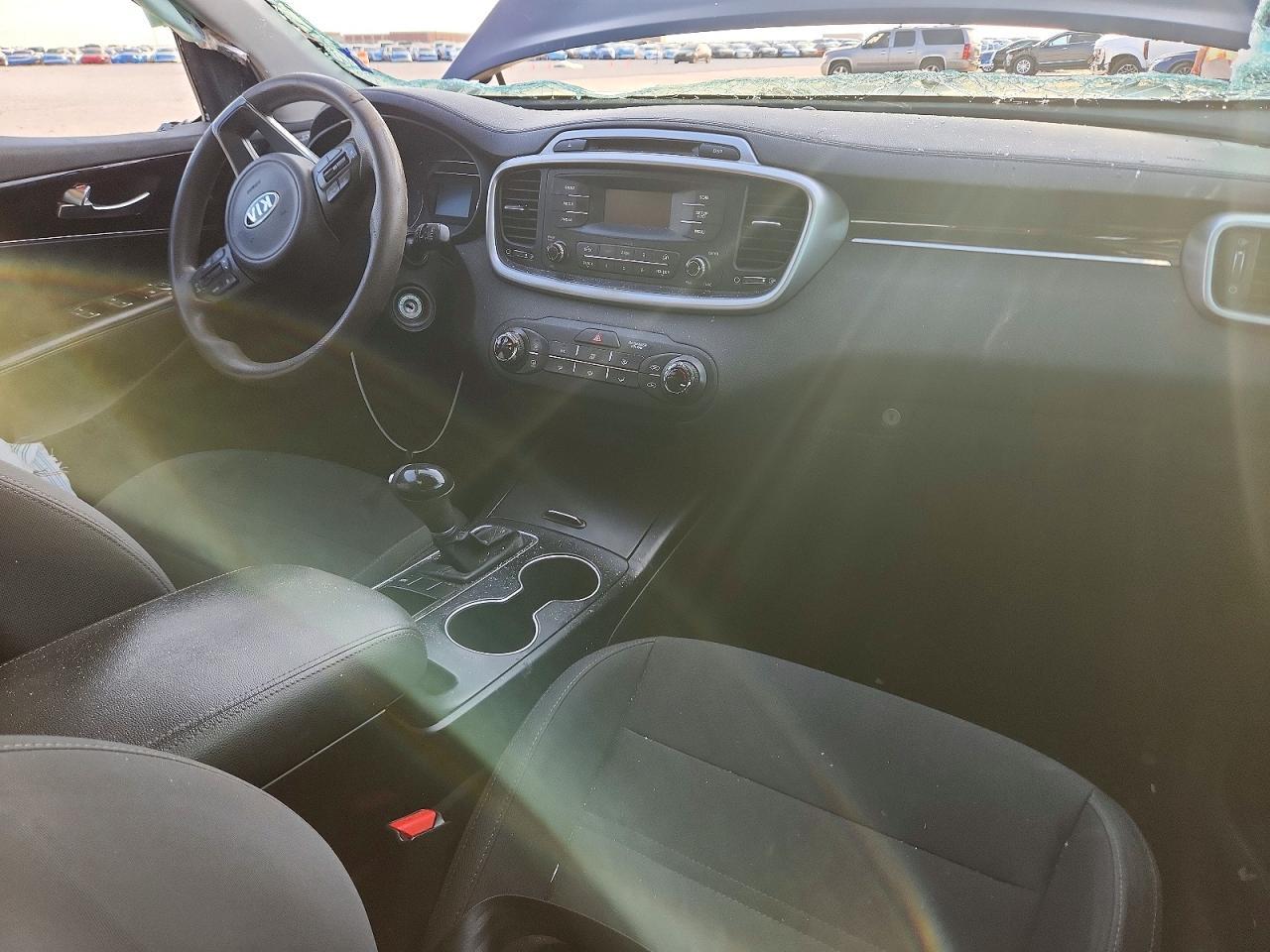 2017 KIA SORENTO