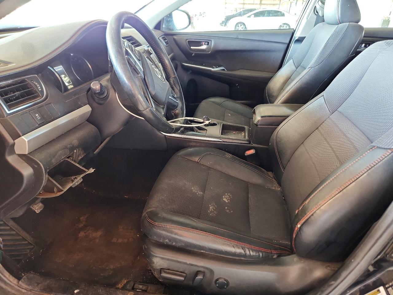 2016 TOYOTA CAMRY