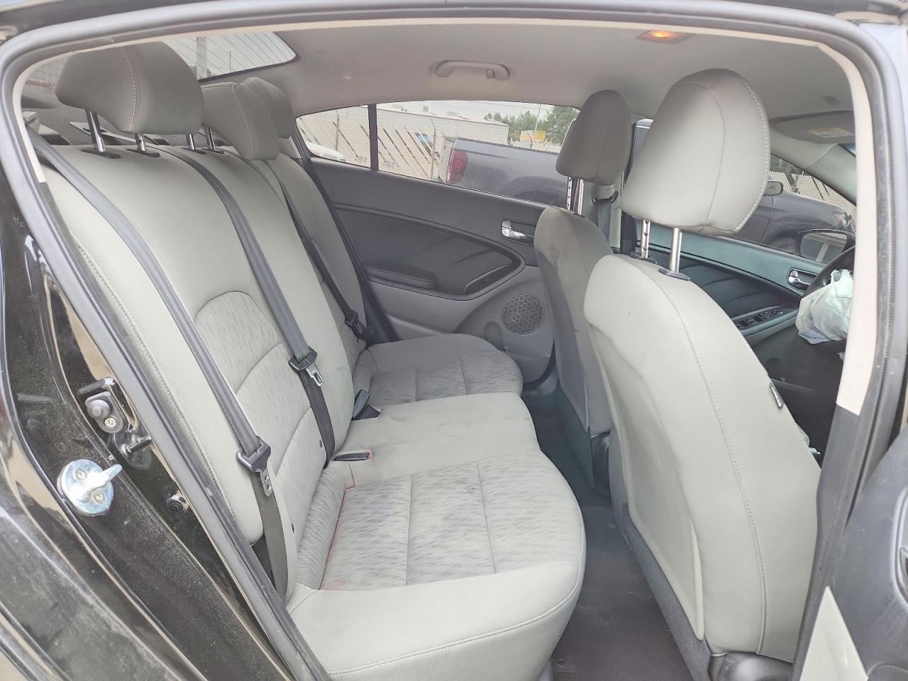 2015 KIA FORTE