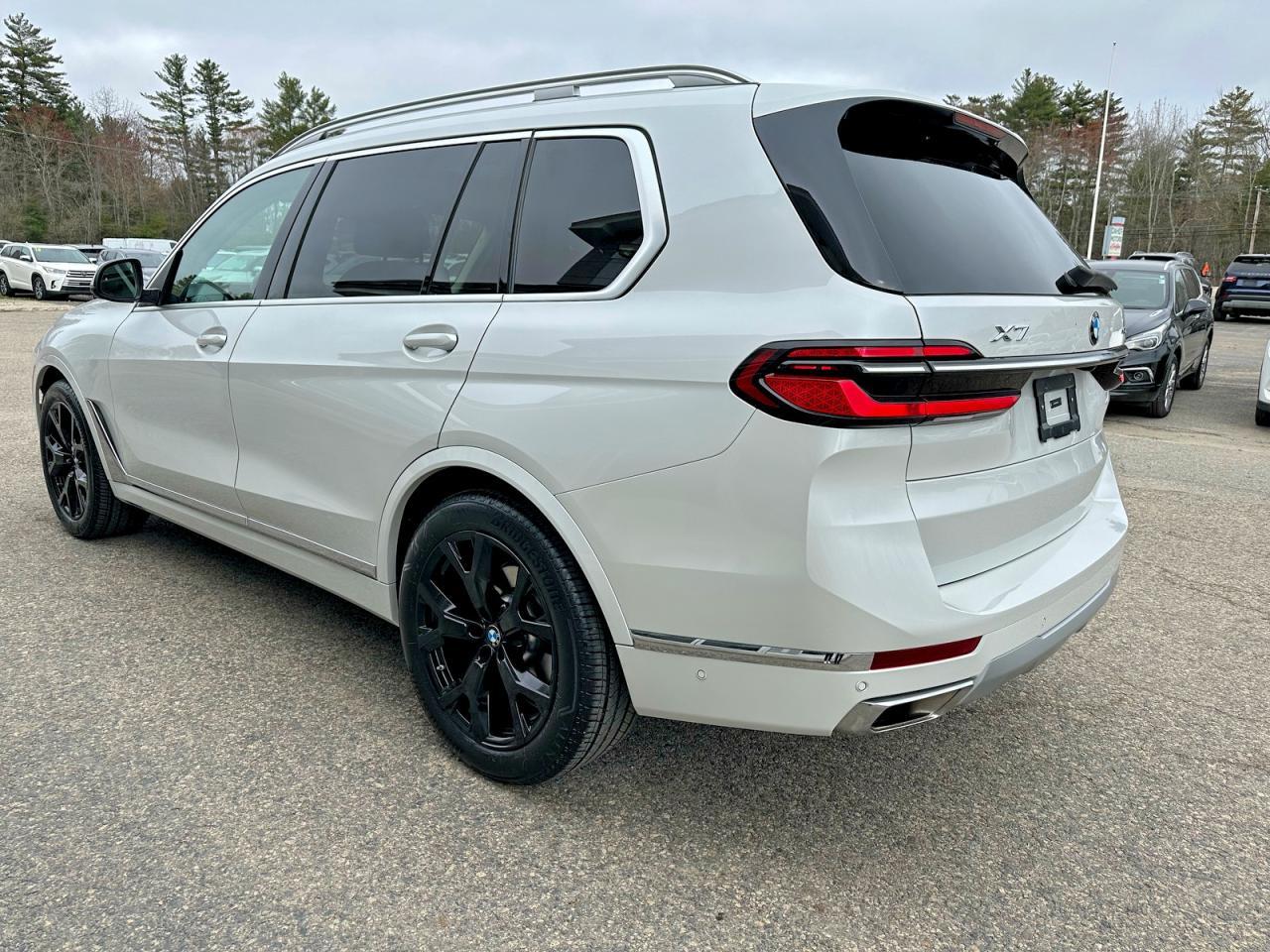 2024 BMW X7