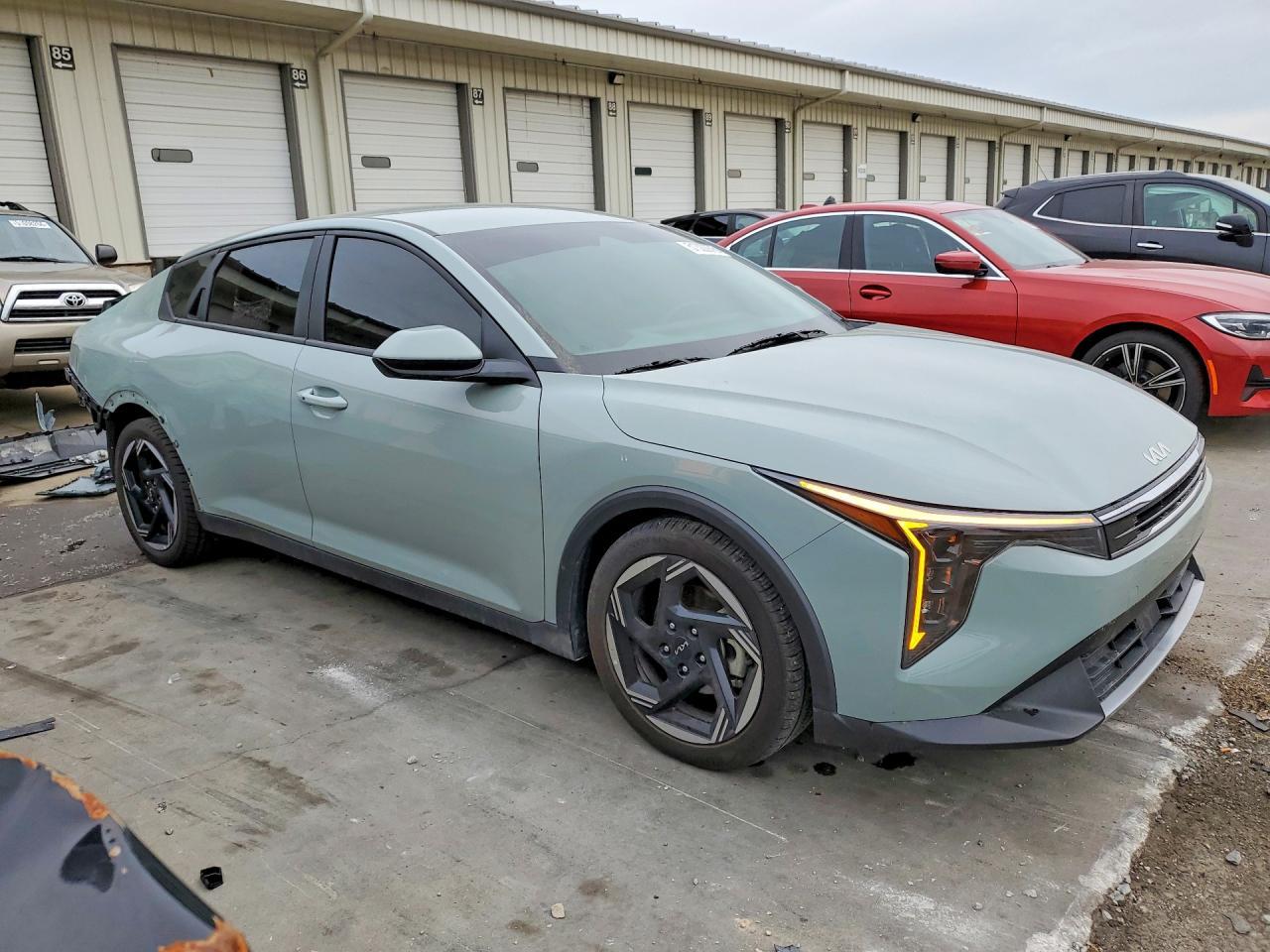 2025 KIA K4