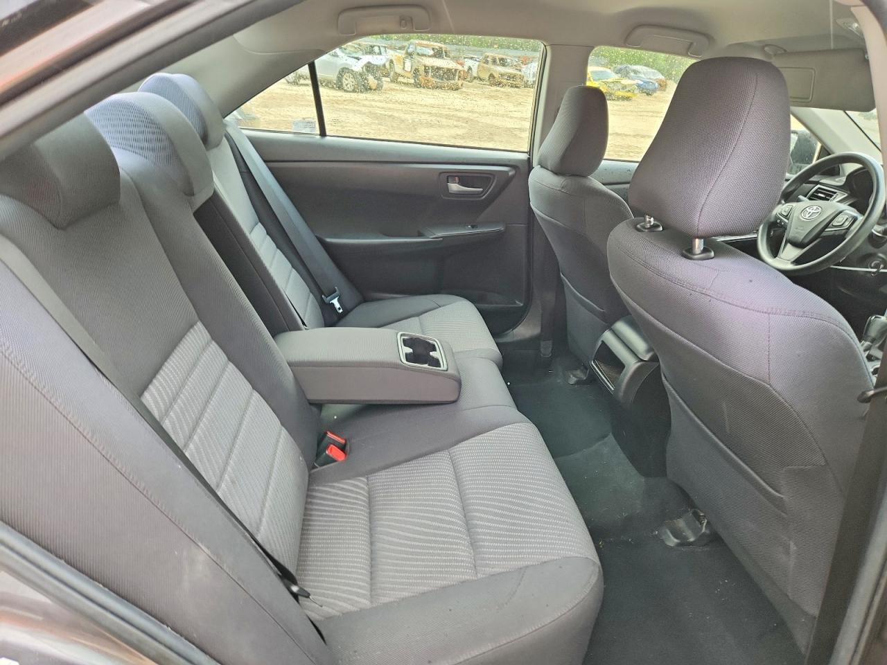 2016 TOYOTA CAMRY