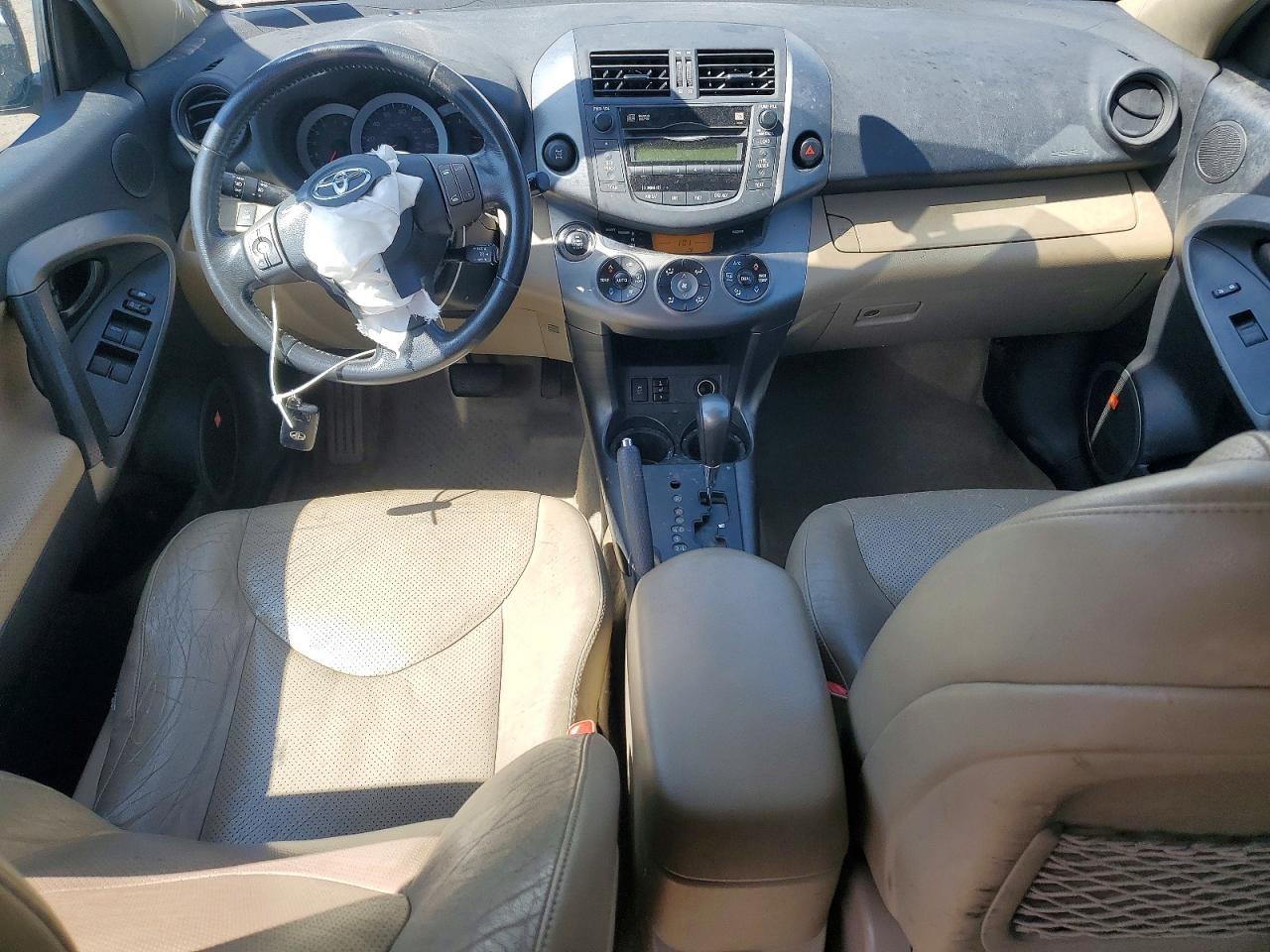 2011 TOYOTA RAV4