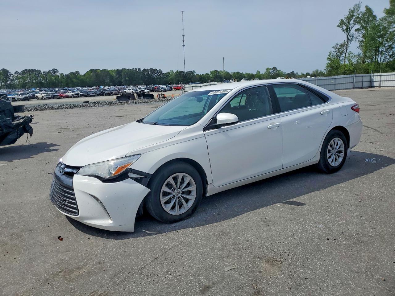 2015 TOYOTA CAMRY