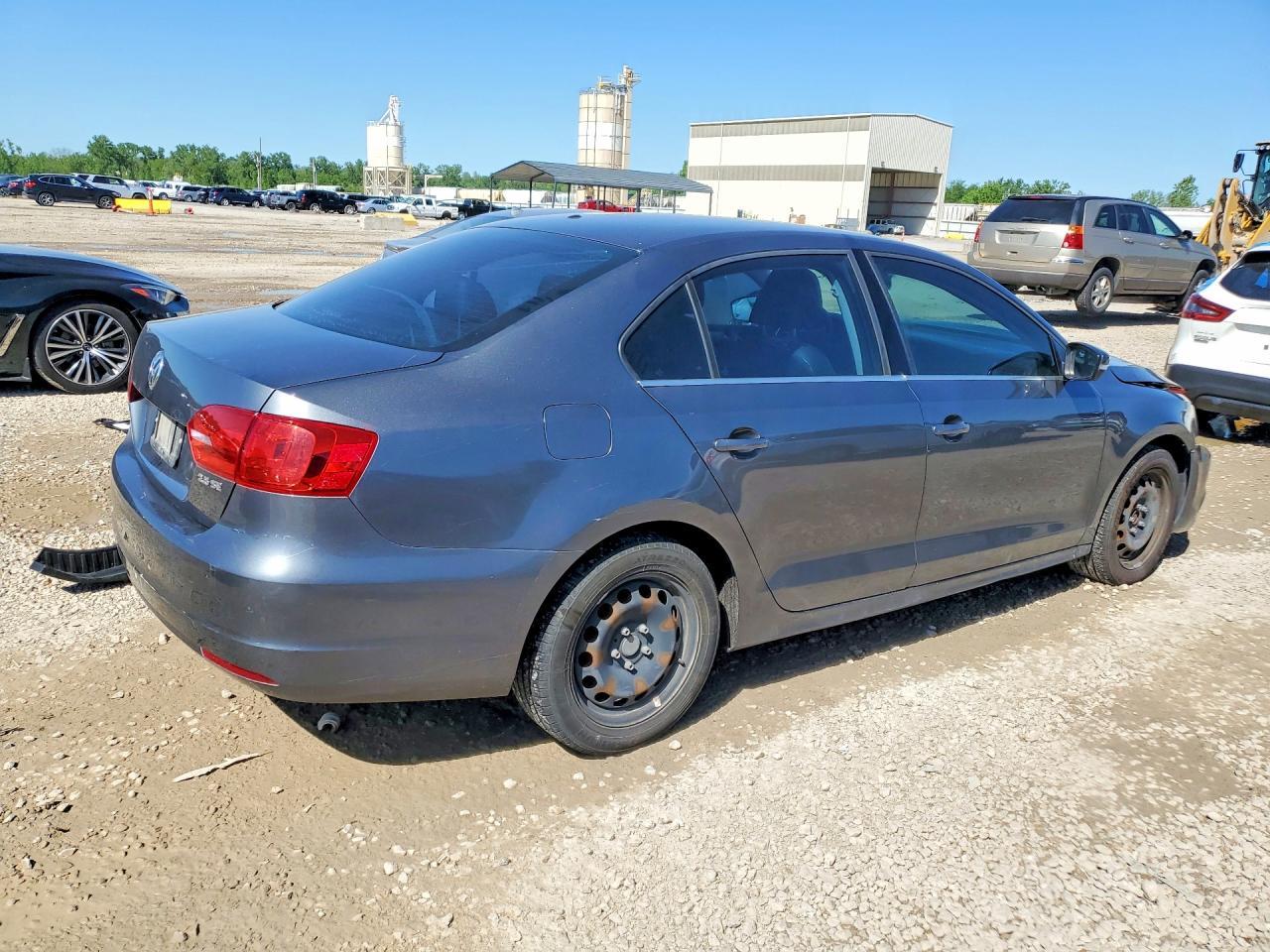 2013 VOLKSWAGEN JETTA