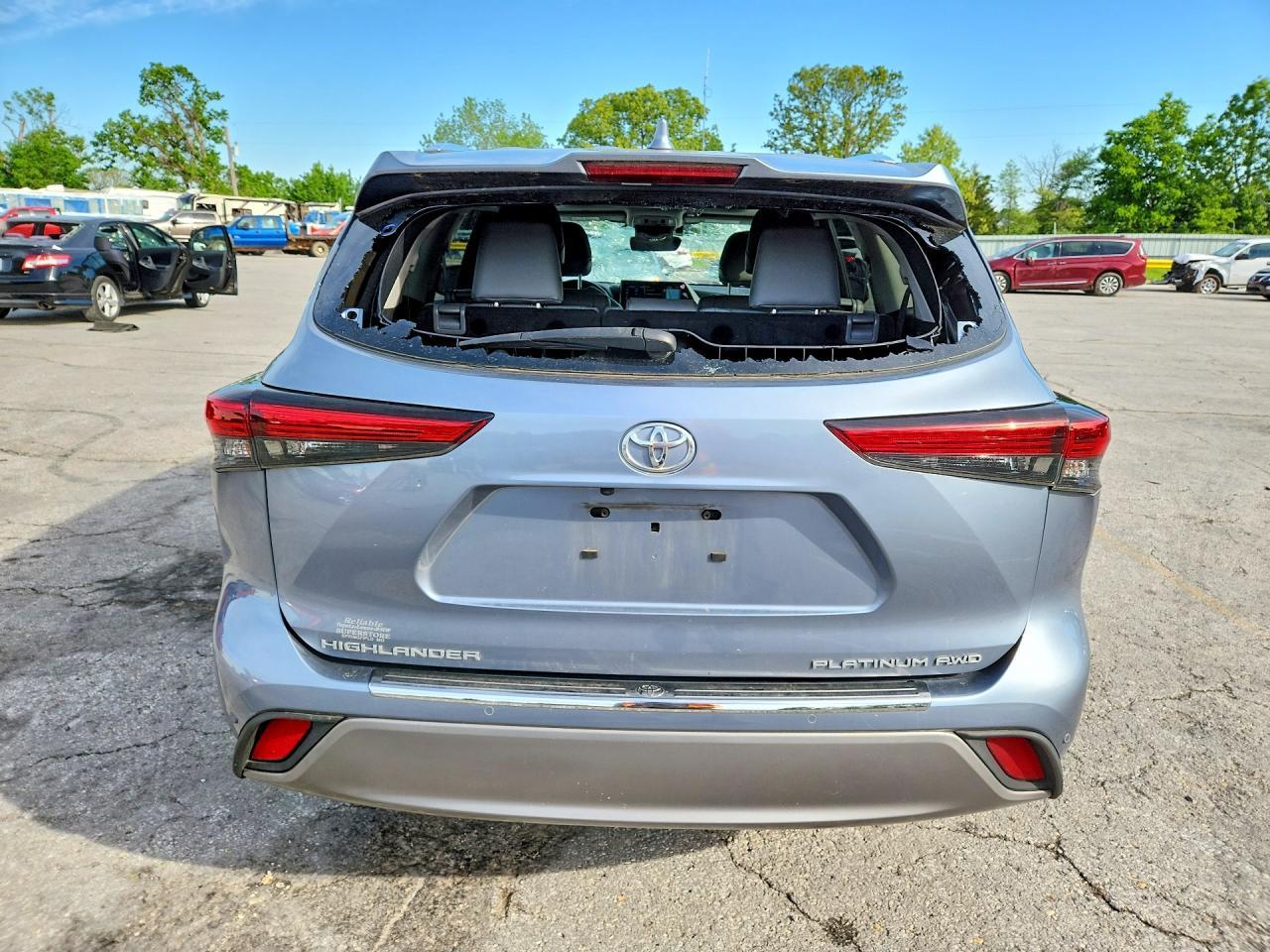2022 TOYOTA HIGHLANDER