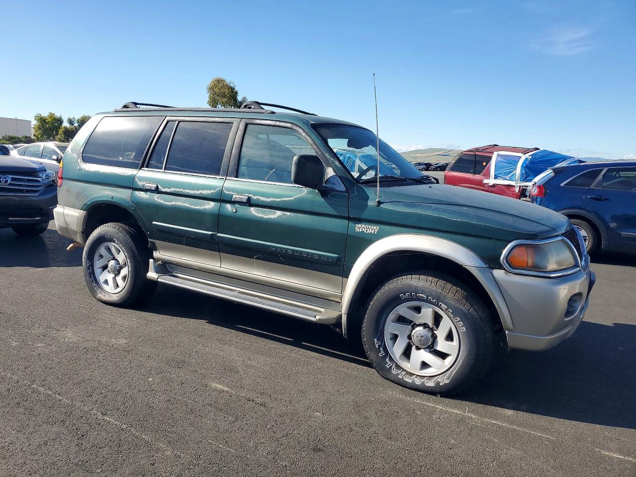 2000 Mits Montero Sport