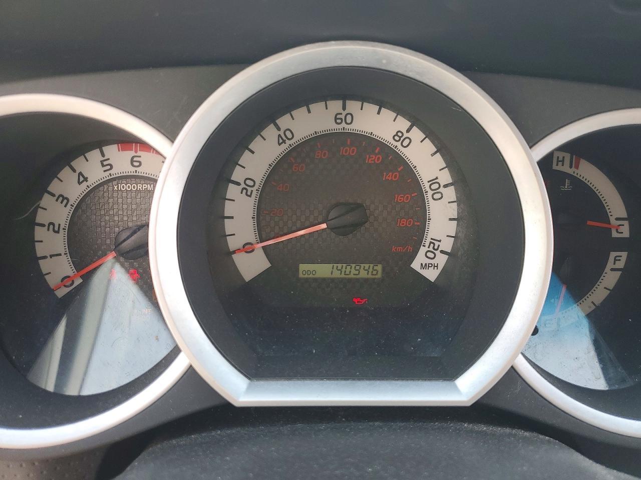 2012 TOYOTA TACOMA