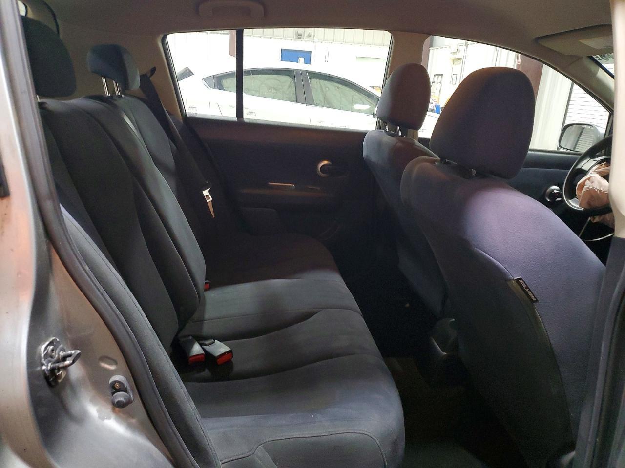 2009 NISSAN VERSA