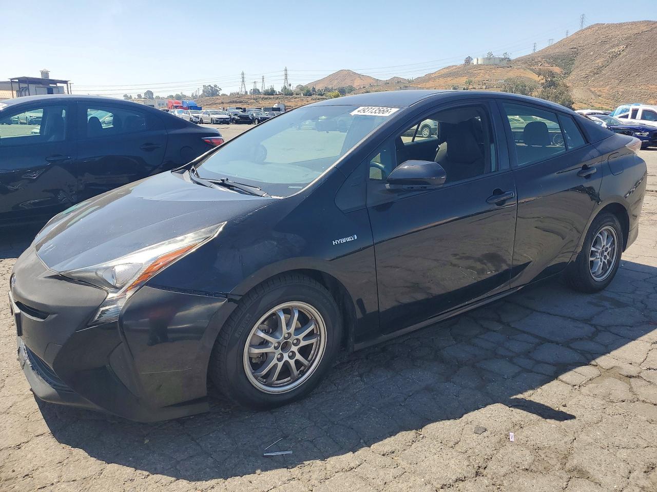 2016 TOYOTA PRIUS