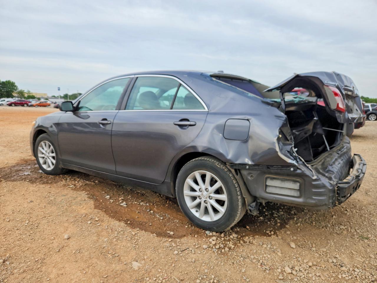 2010 TOYOTA CAMRY