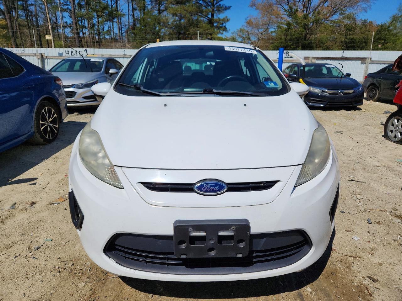 2013 FORD Fiesta