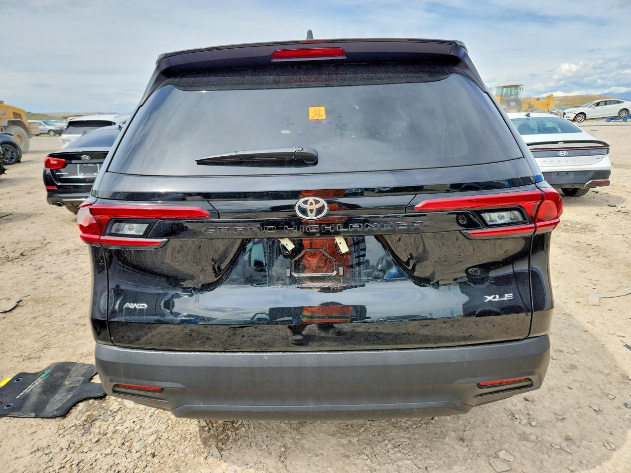 2024 TOYOTA HIGHLANDER
