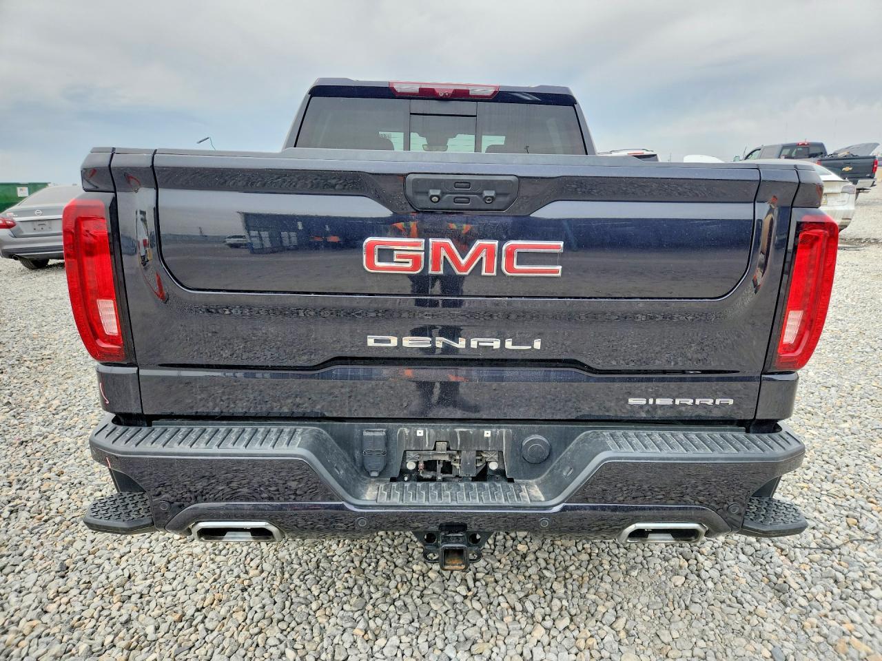 2023 GMC Sierra