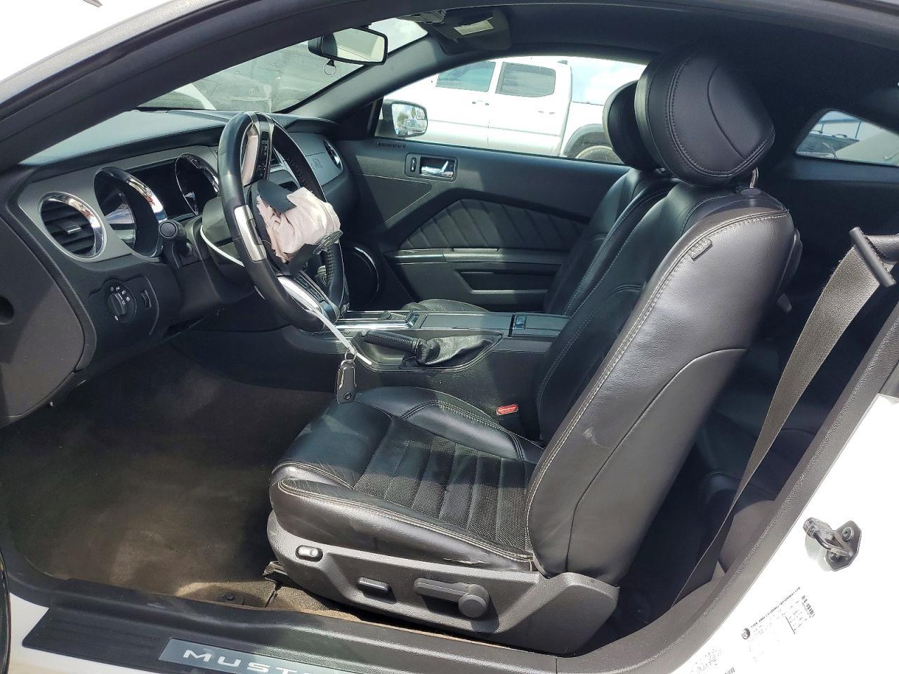 2013 FORD MUSTANG