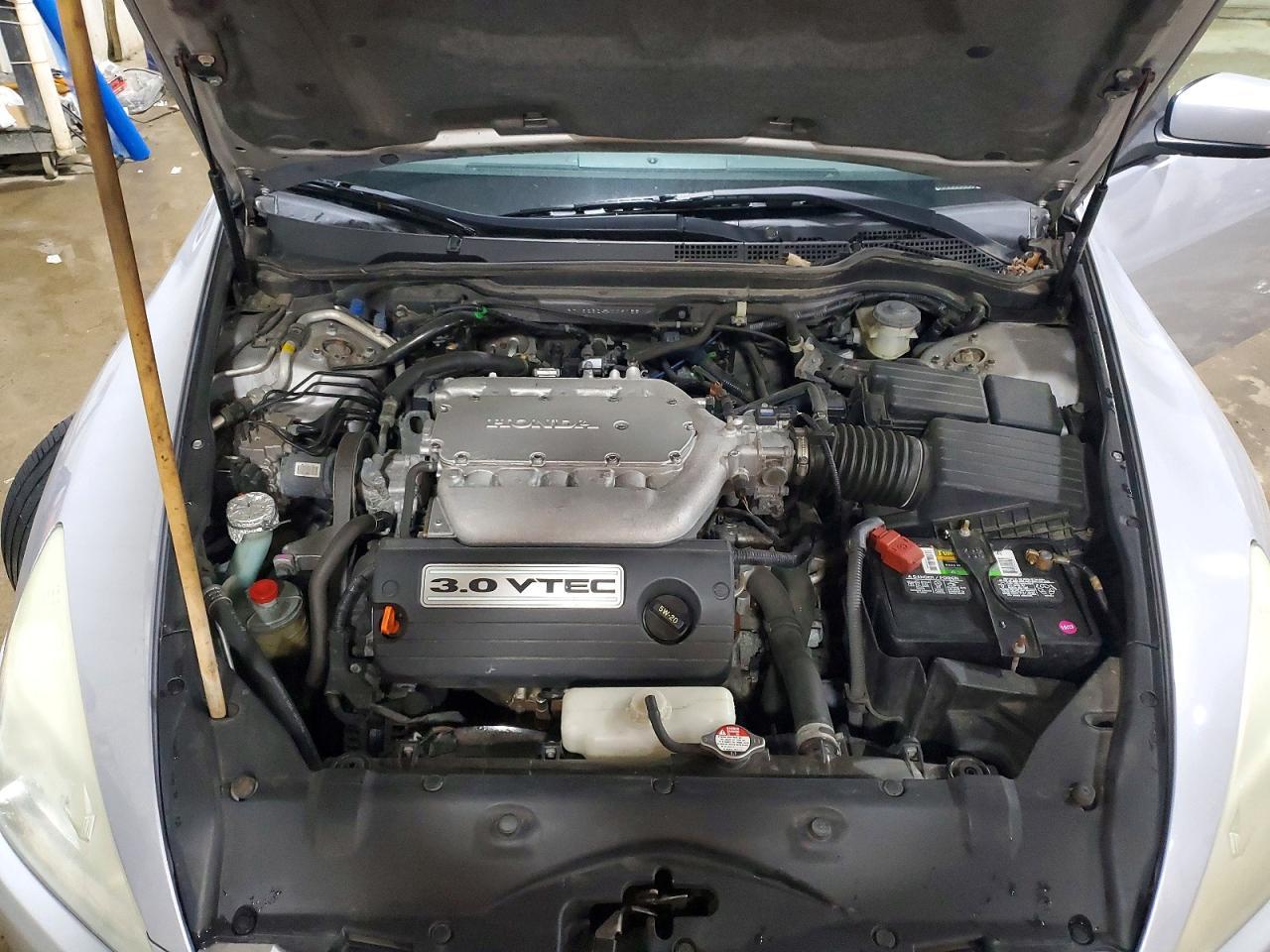 2004 HONDA ACCORD