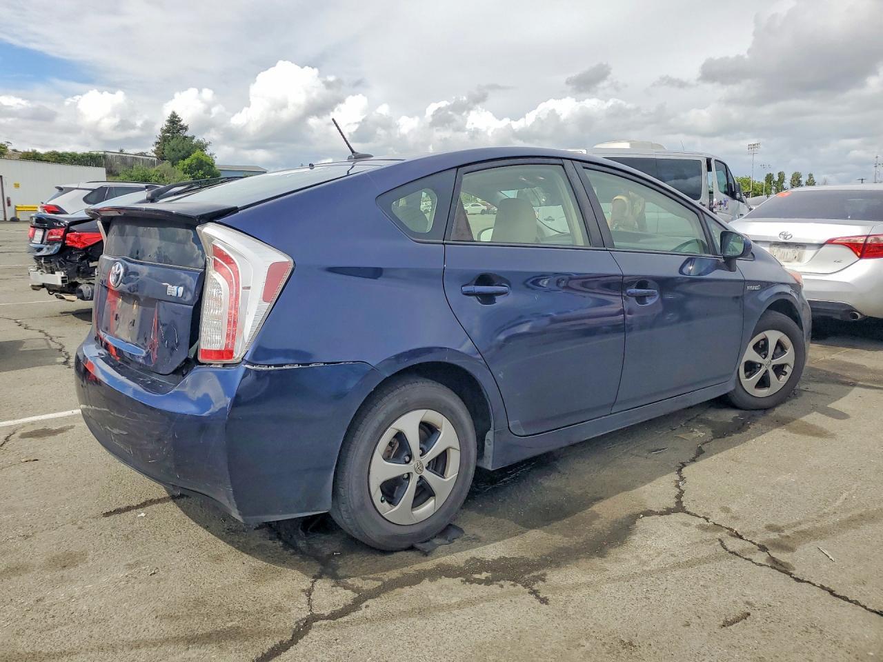 2014 TOYOTA PRIUS