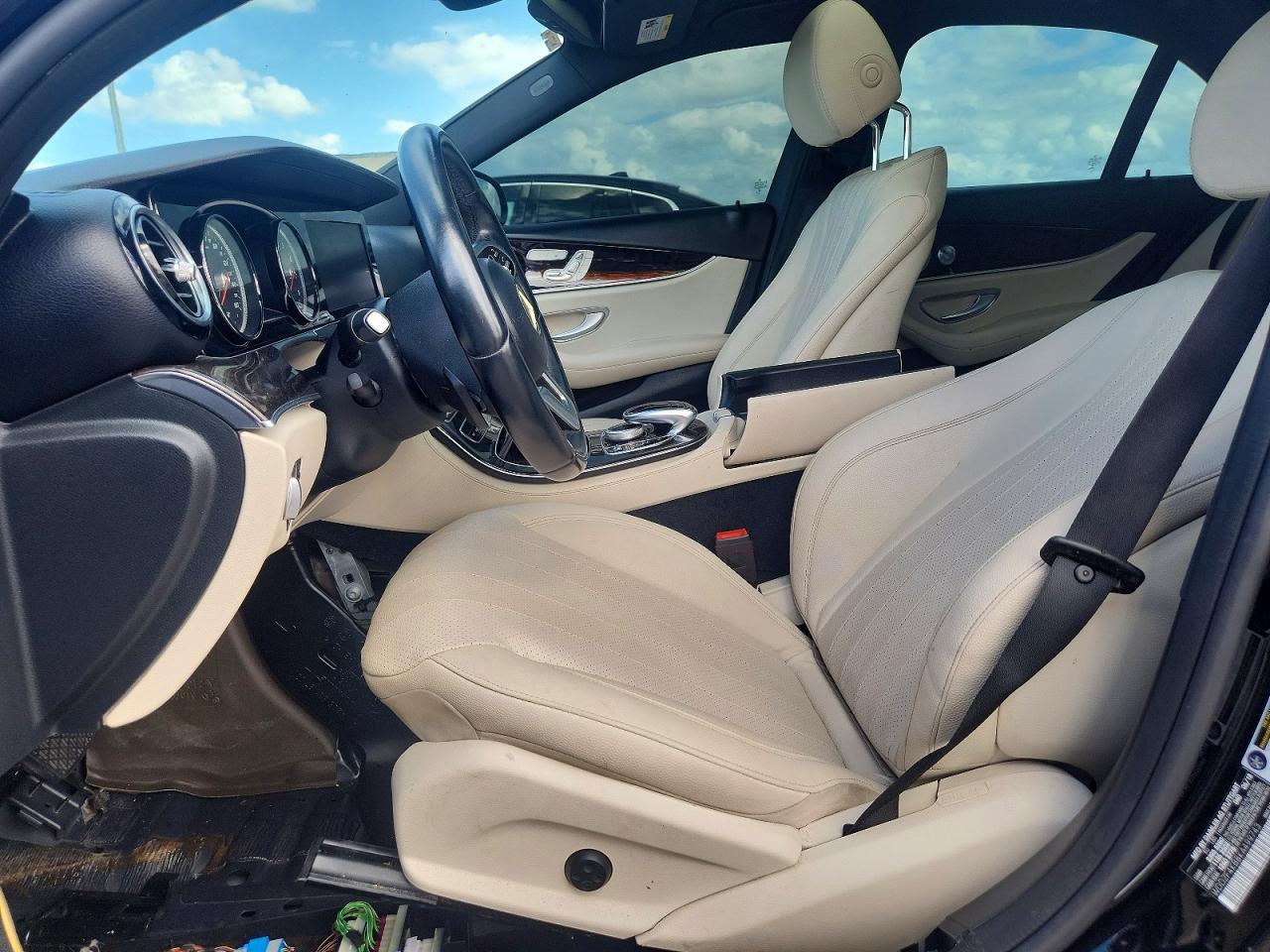 2019 MERCEDES-BENZ E-Class