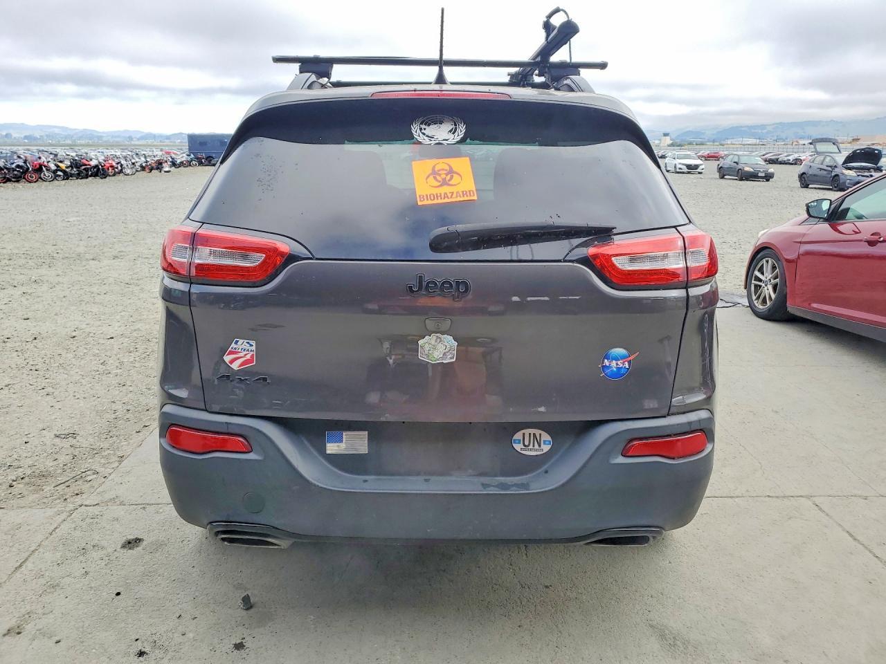 2018 JEEP CHEROKEE