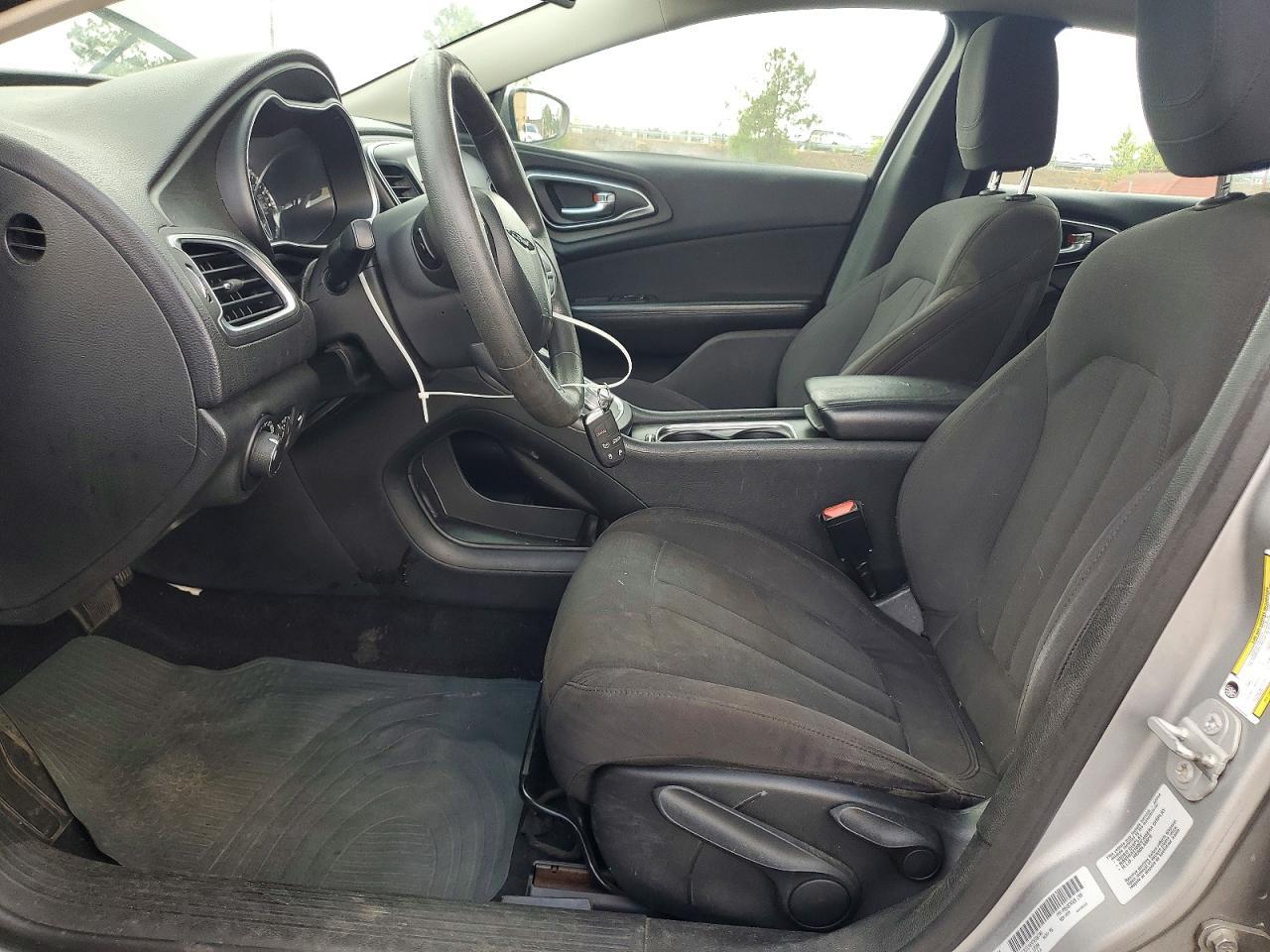 2015 CHRYSLER 200
