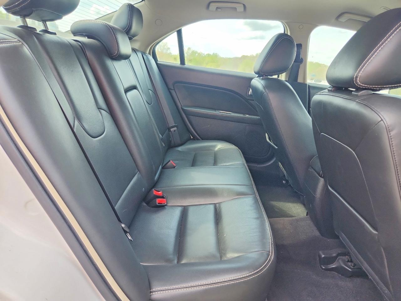 2011 FORD FUSION