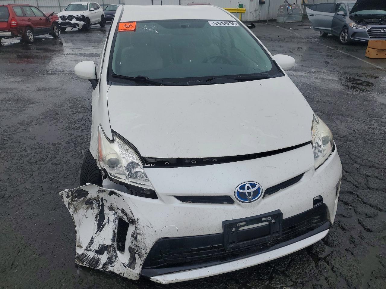 2015 TOYOTA PRIUS