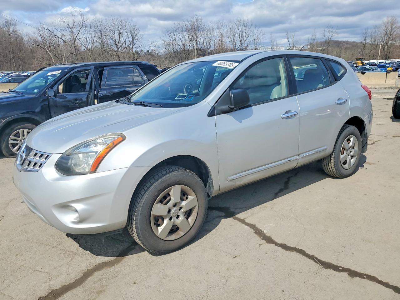 2015 NISSAN ROGUE