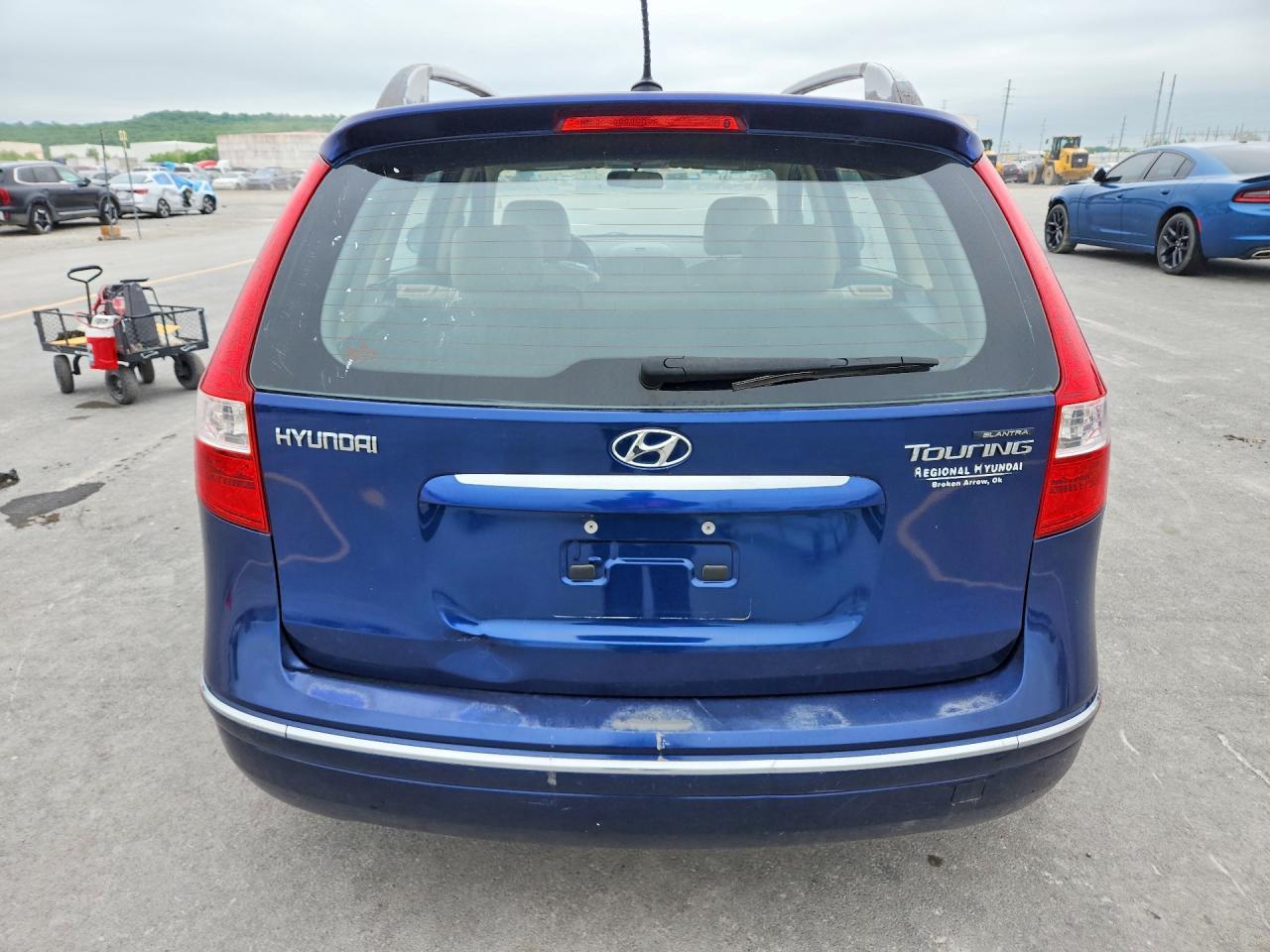 2012 HYUNDAI ELANTRA
