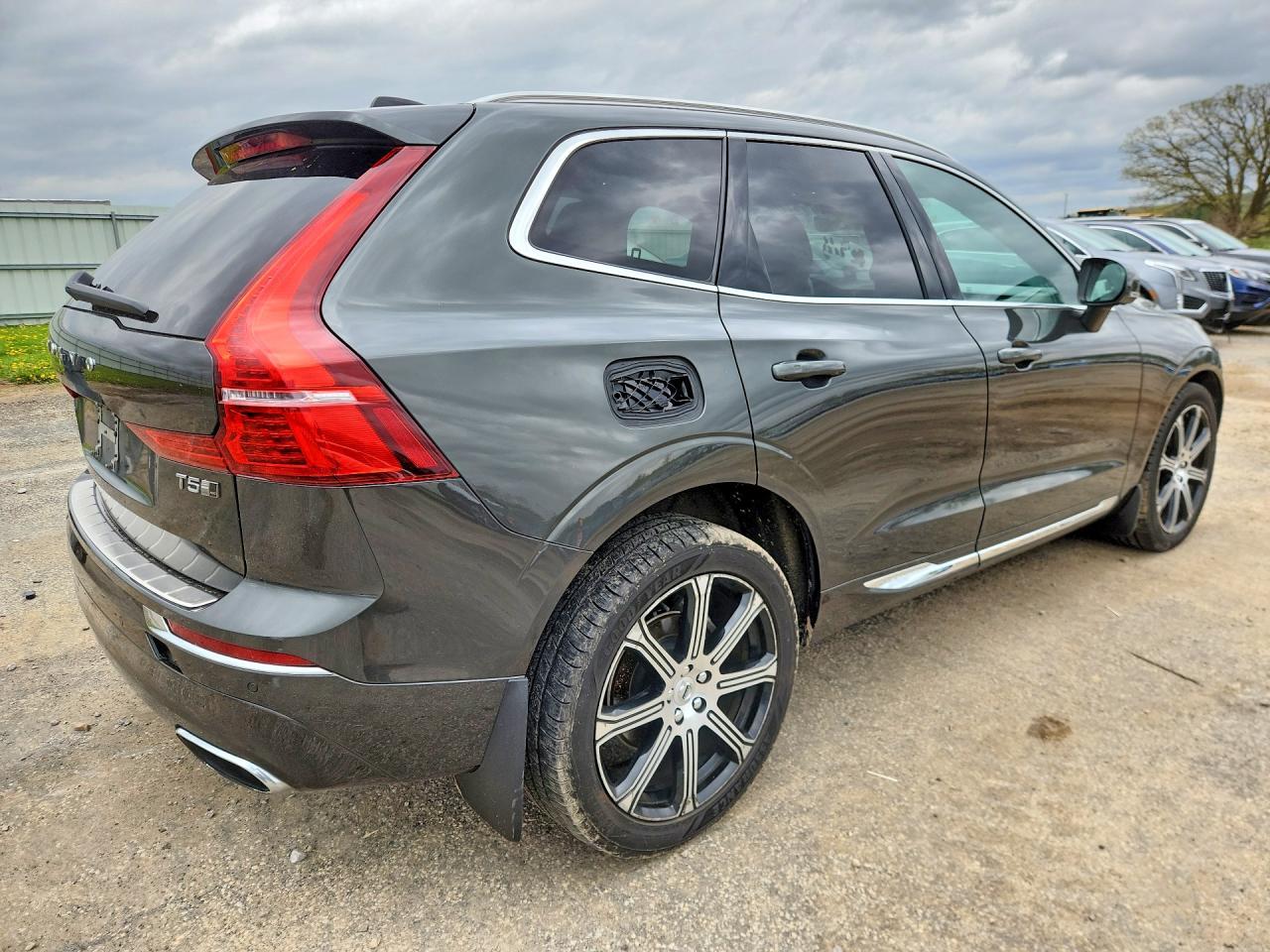 2020 VOLVO XC60