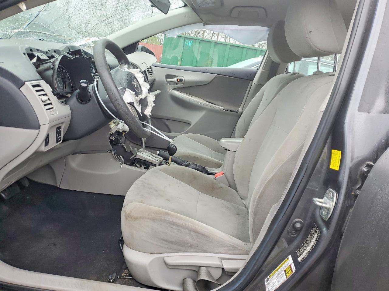 2011 TOYOTA COROLLA