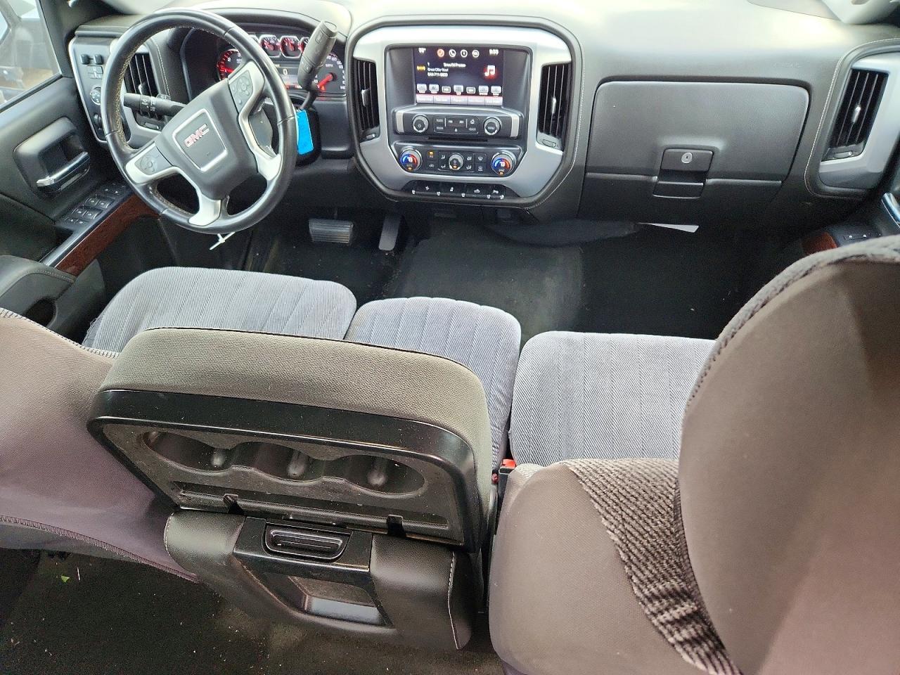 2016 GMC Sierra