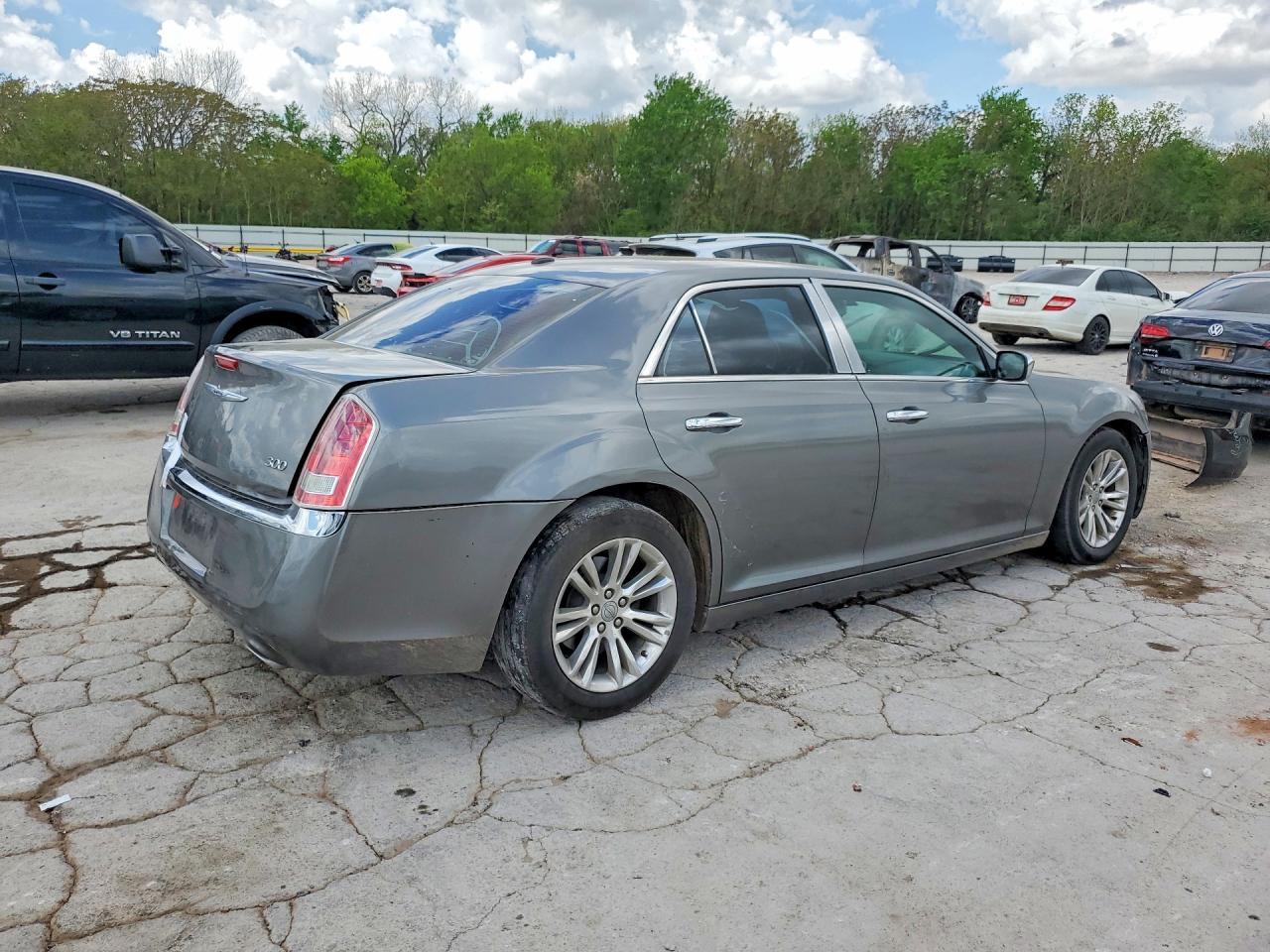 2012 CHRYSLER 300