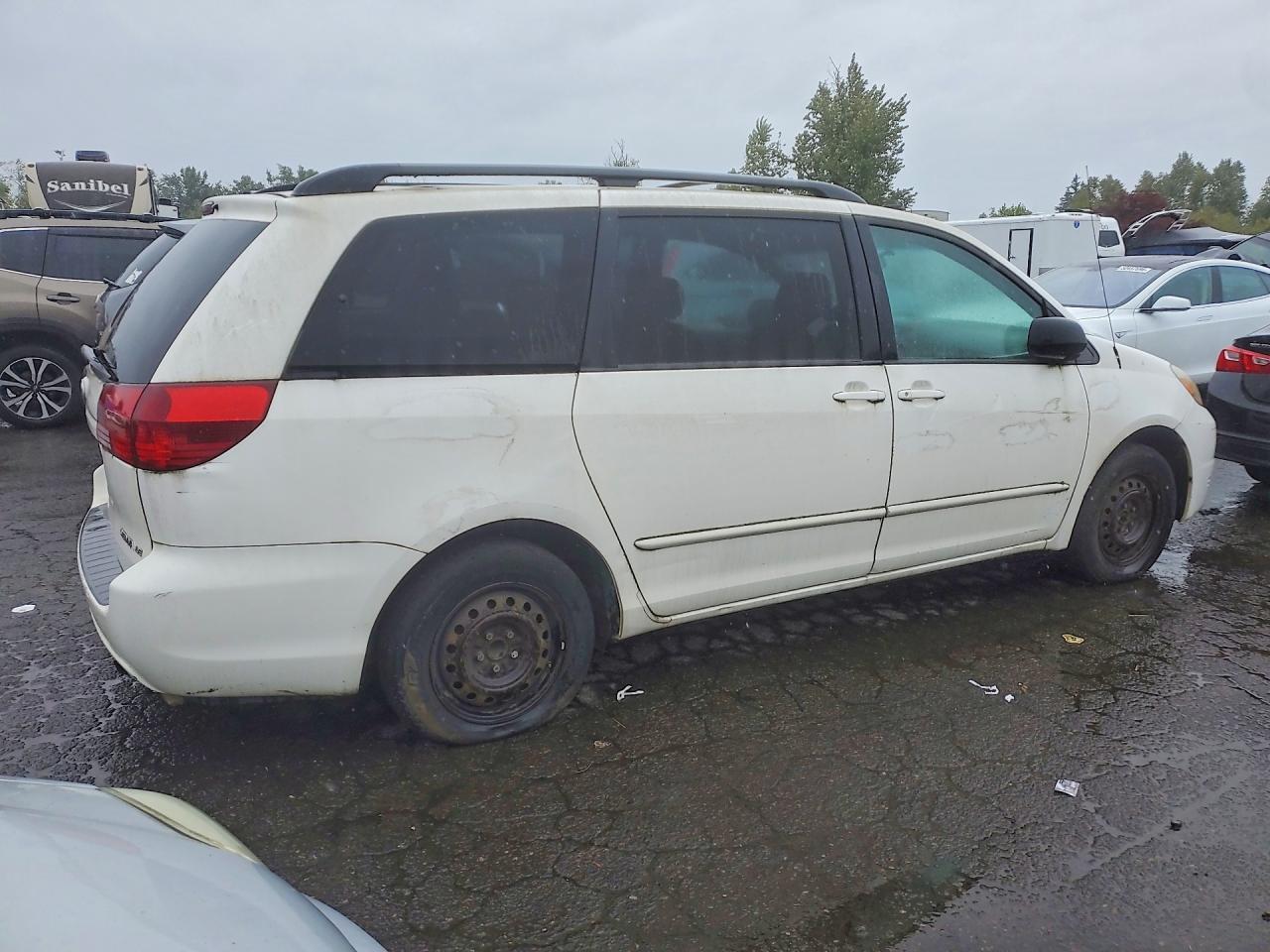 2005 TOYOTA SIENNA