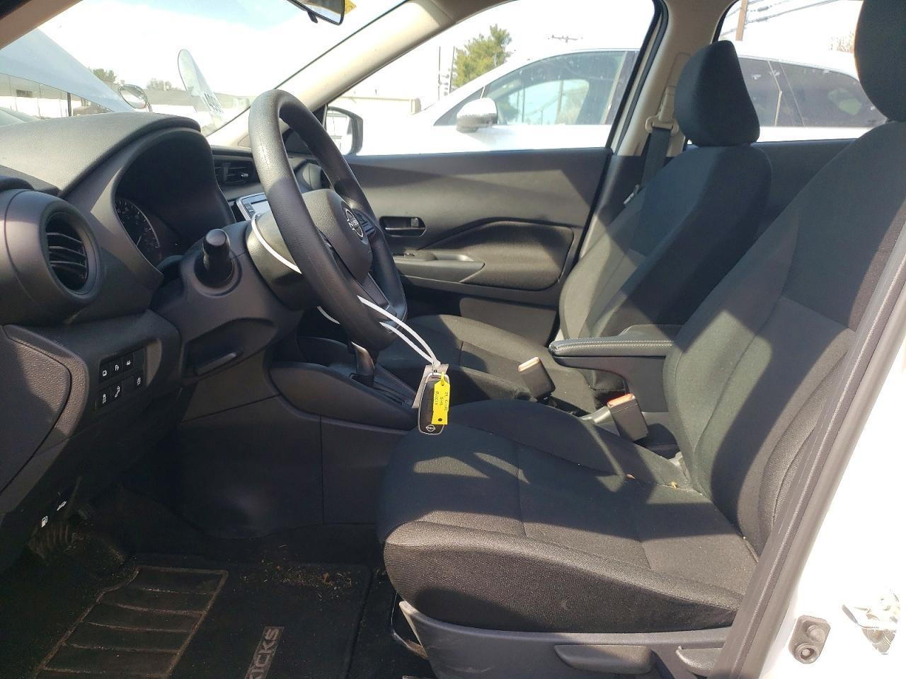 2024 NISSAN KICKS