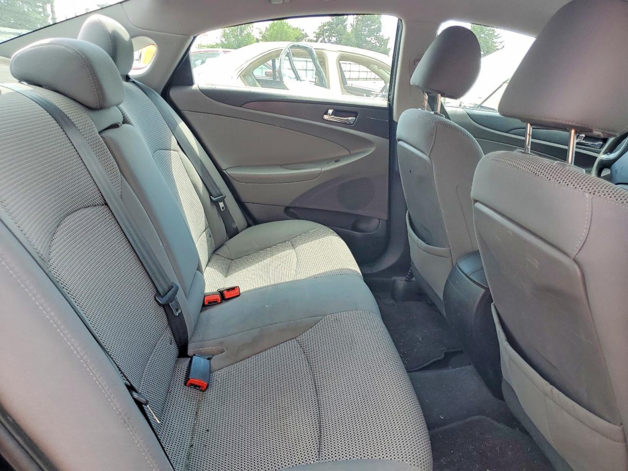 2012 HYUNDAI SONATA