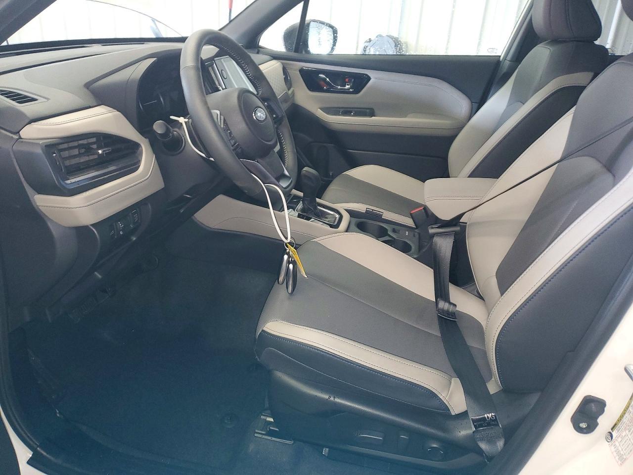 2025 SUBARU FORESTER