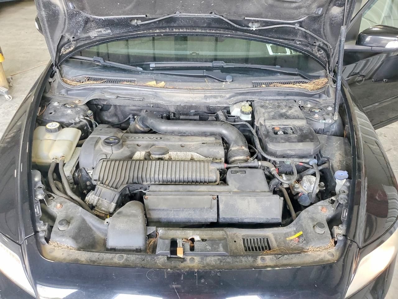 2011 VOLVO S40