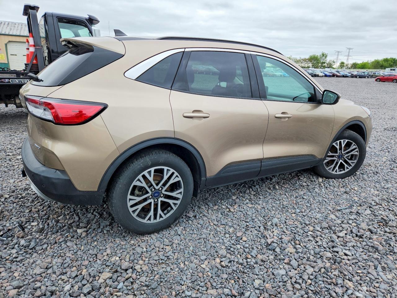 2021 FORD ESCAPE