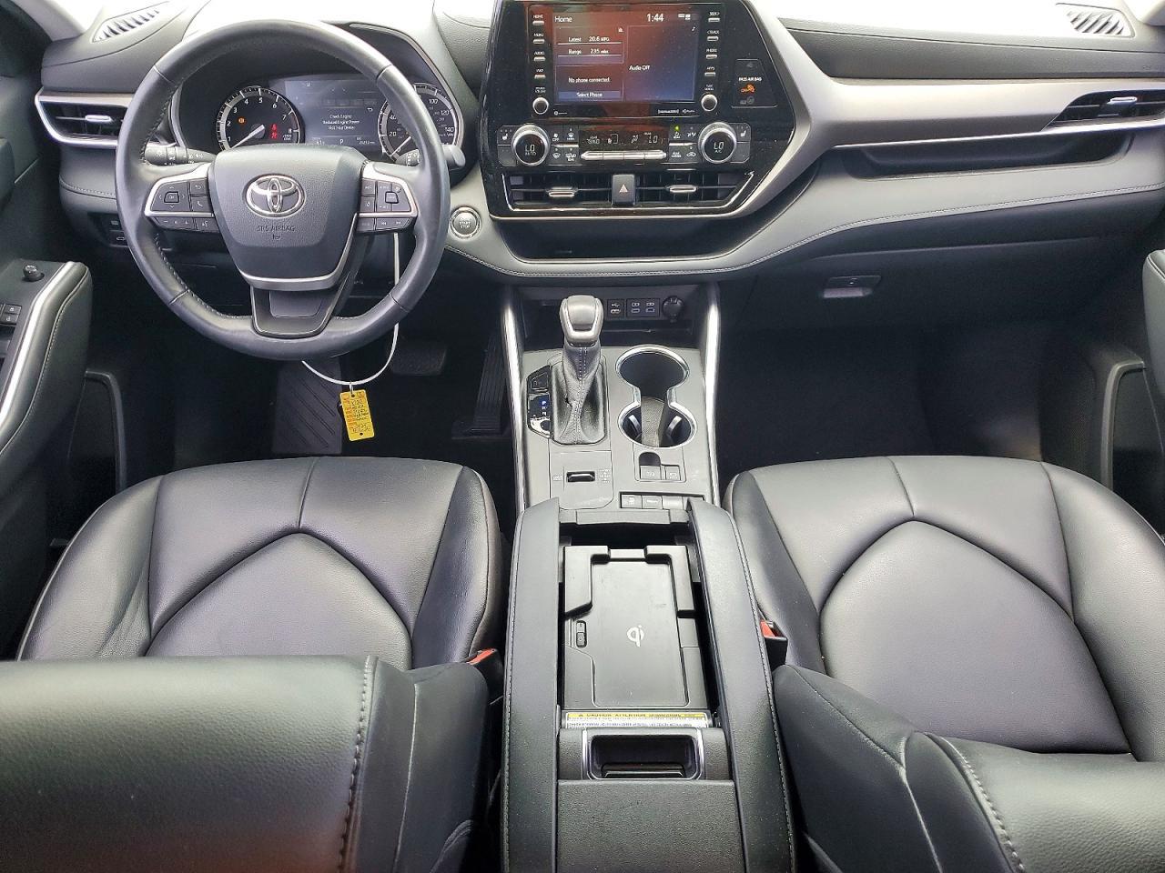 2022 TOYOTA HIGHLANDER