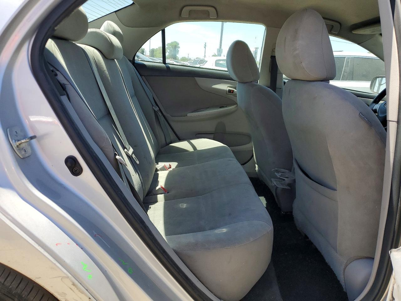 2012 TOYOTA COROLLA