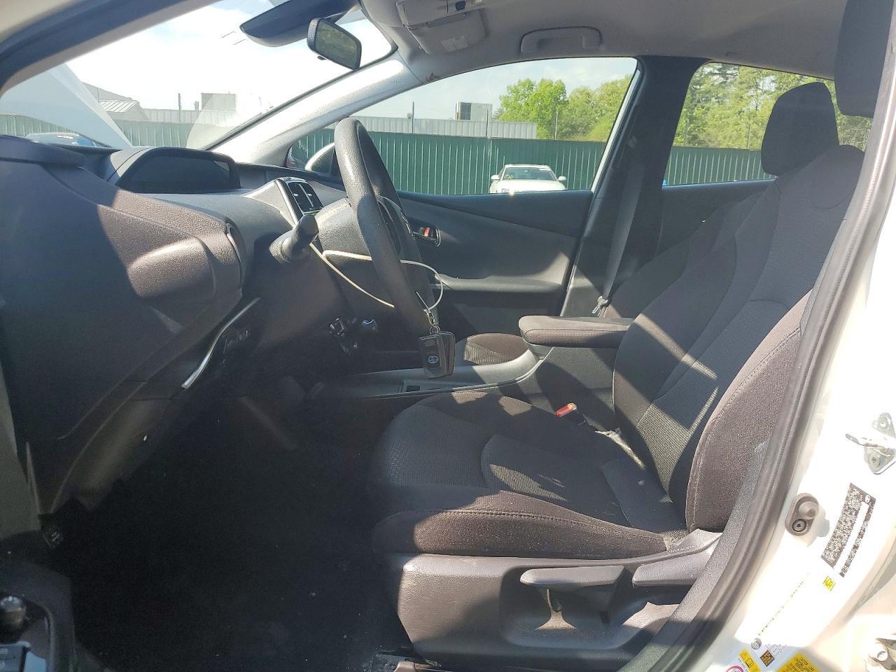 2020 TOYOTA PRIUS