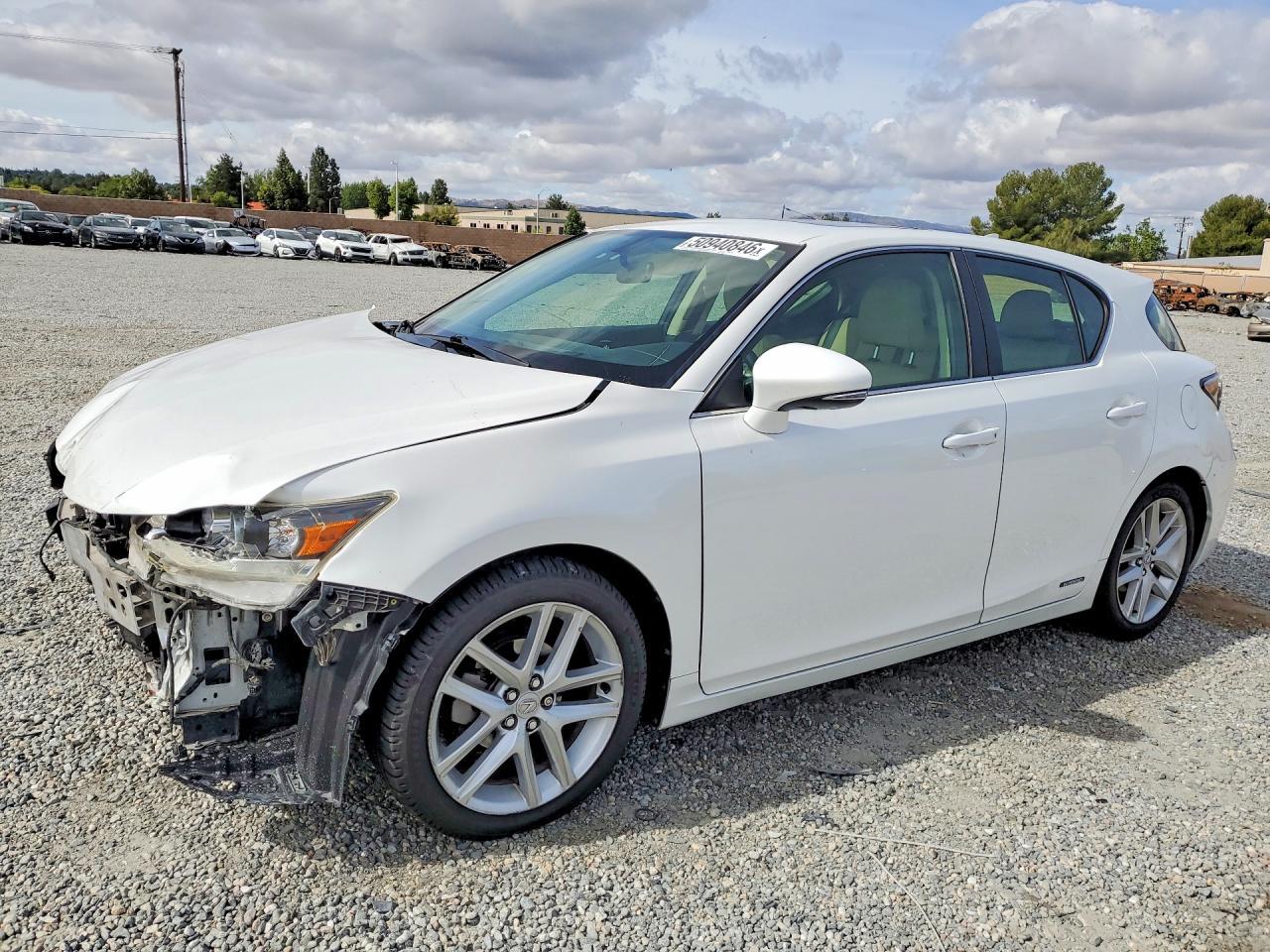 2014 LEXUS CT 200