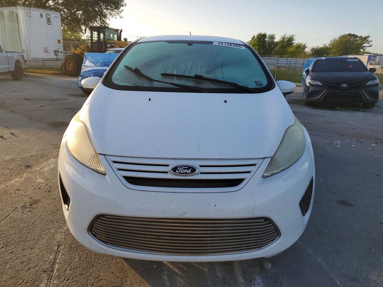 2011 FORD Fiesta