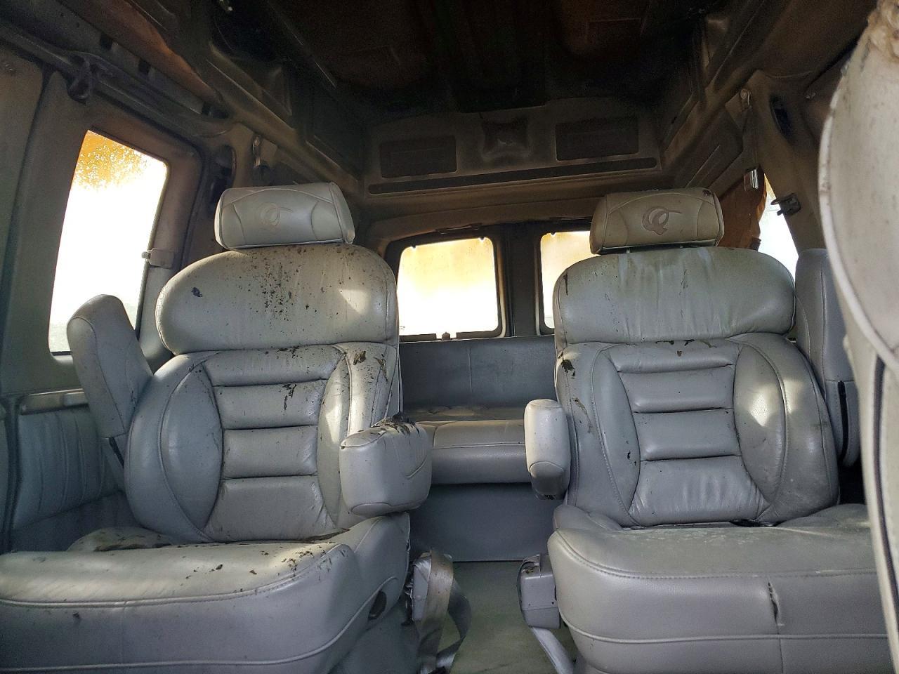 2005 CHEVROLET Express 1500